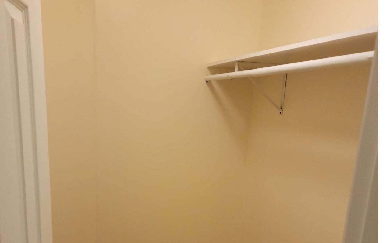 423 Ballewtown Rd - Photo 3 of 10