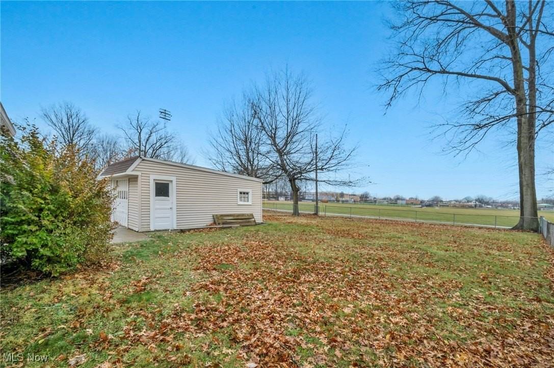 766 E 232nd St - Photo 6 of 48