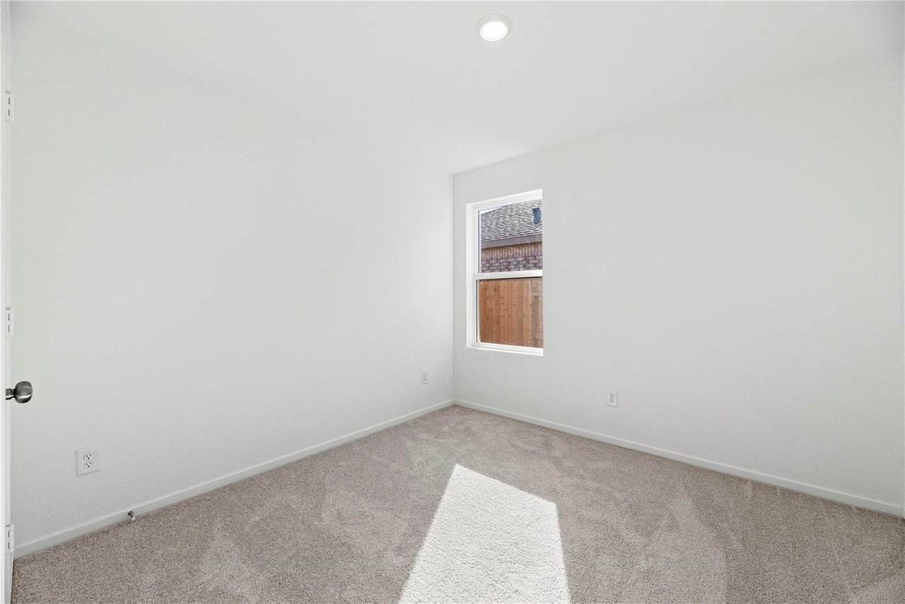 16222 Rustic Prairie Dr - Photo 7 of 16