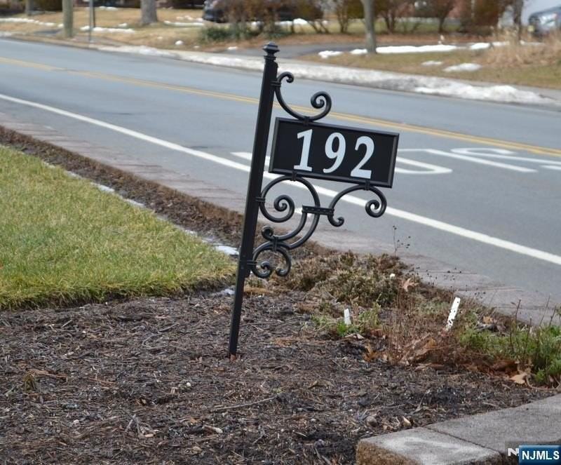 192 W Midland Ave - Photo 2 of 14