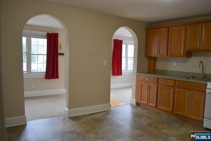 192 W Midland Ave - Photo 6 of 14