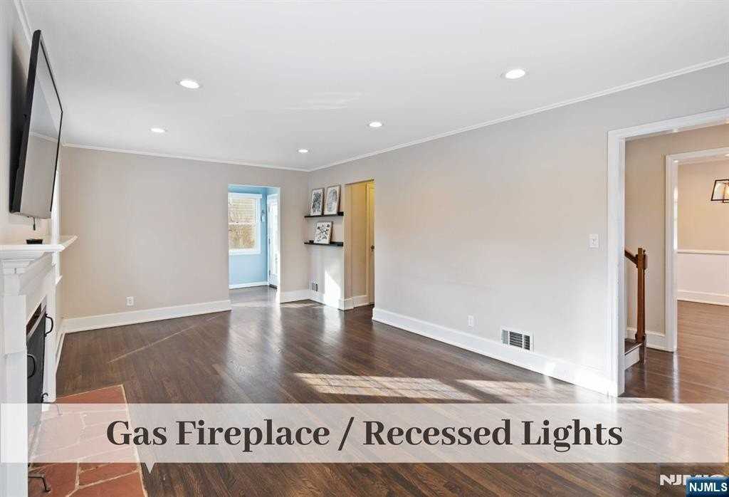 404 Ponfield Pl - Photo 6 of 39