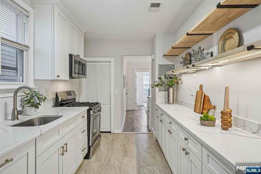 9 Wheeler St - Photo 7 of 13