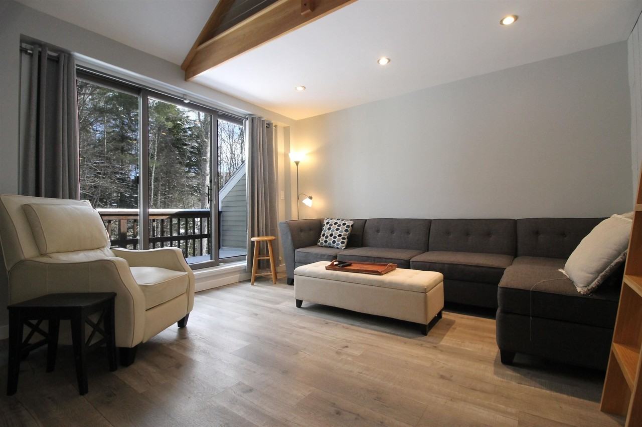 21 Tripyramid Way #22 - Photo 2 of 25