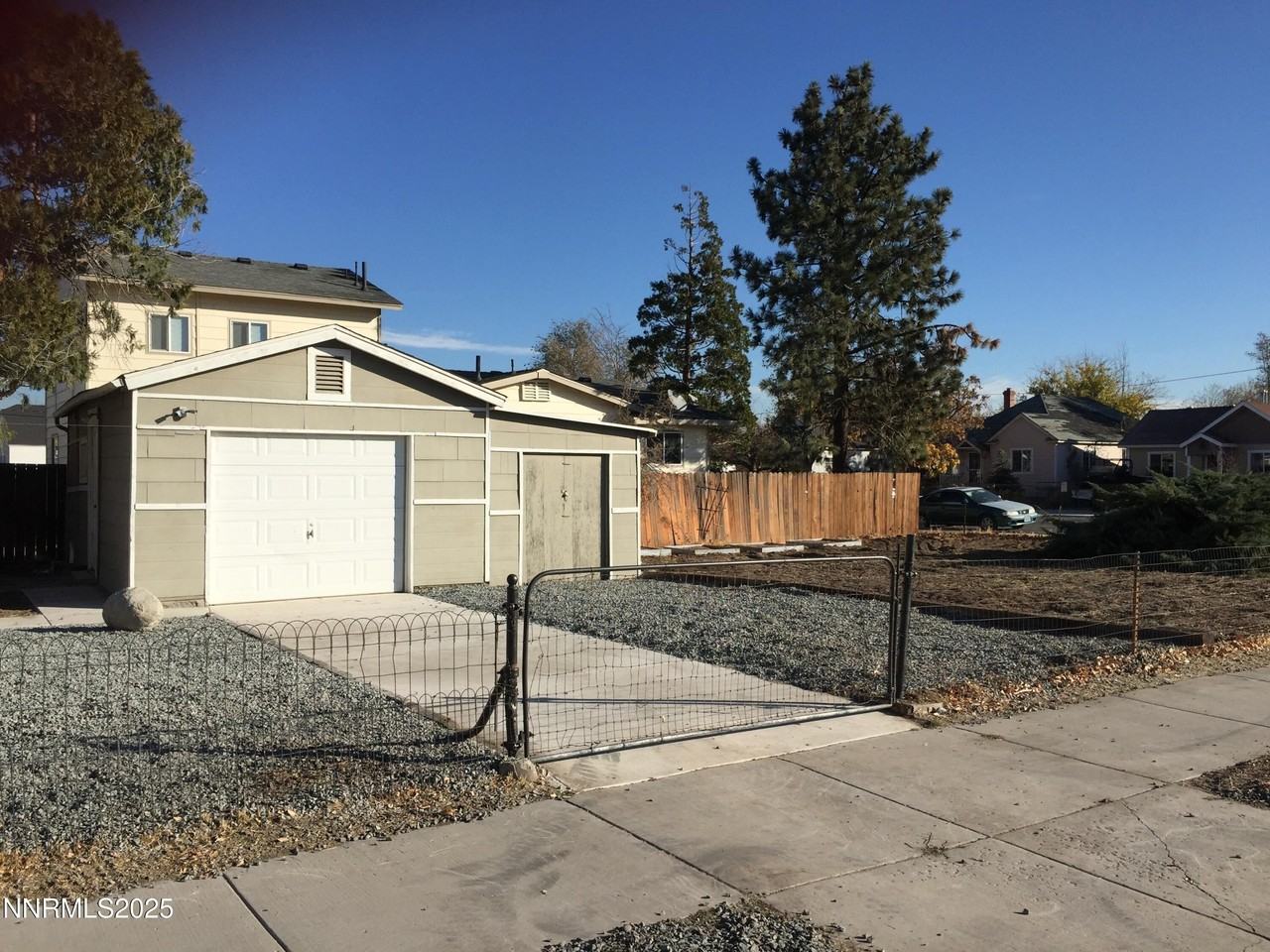 512 C St - Photo 4 of 4