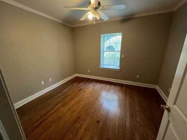 25920 Browns Ln #B - Photo 3 of 7