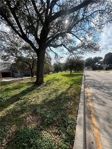 Fleur-De-Lis Dr - Photo 4 of 17