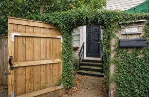 featured image of 3909 Coliseum St #3909