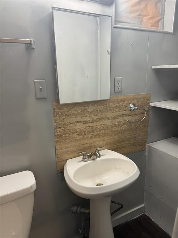 2515 Denison St #A - Photo 2 of 3