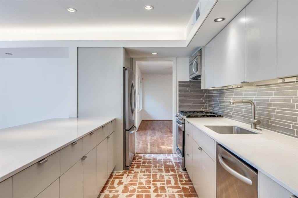 3311 Kinkaid Dr - Photo 6 of 19