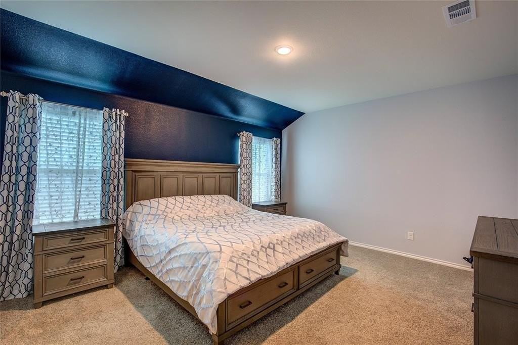 2320 Peregrine Way - Photo 5 of 28