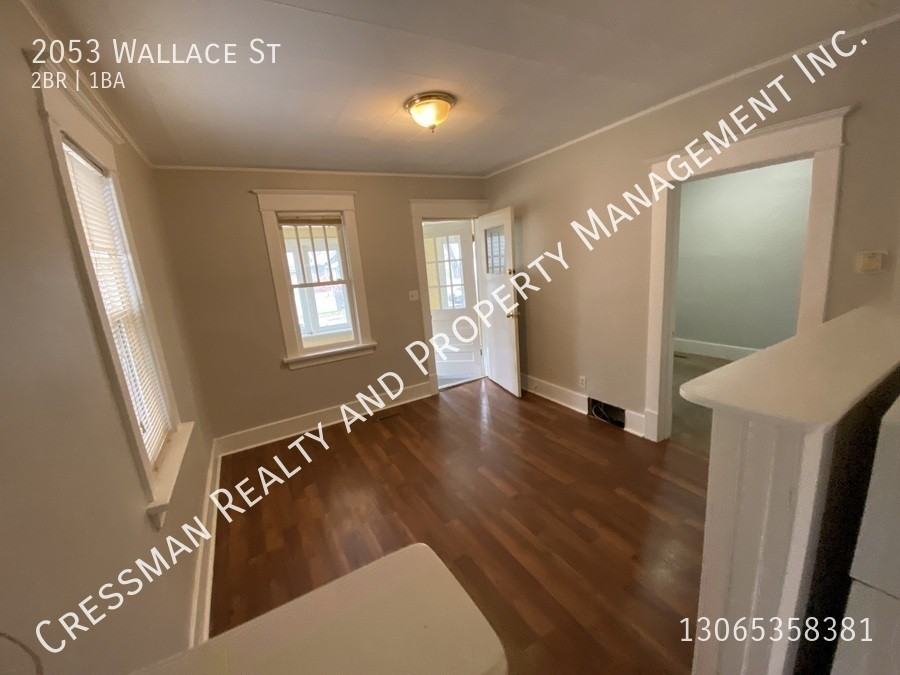 2053 Wallace St - Photo 2 of 6