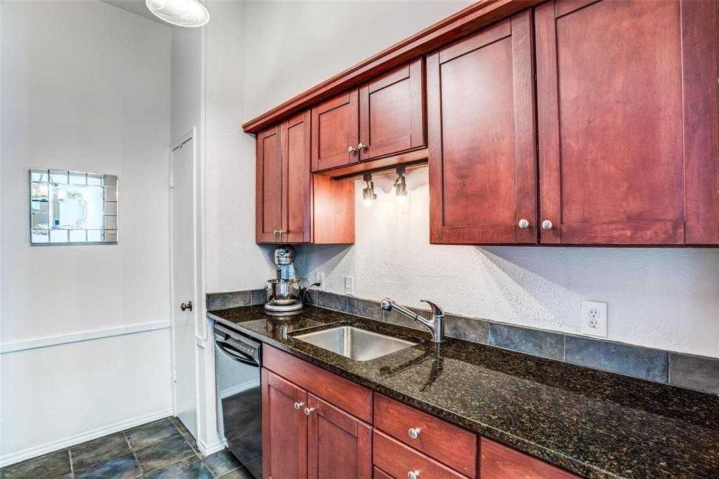 10421 High Hollows Dr #111 - Photo 3 of 16