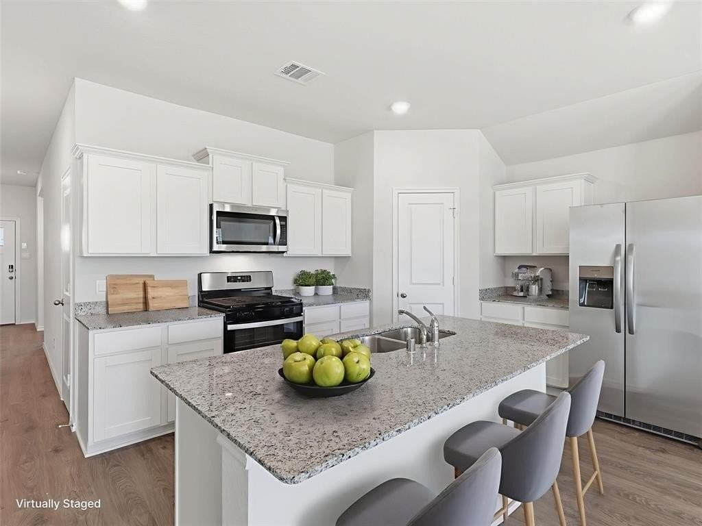 757 Tiger Lily Way - Photo 4 of 16