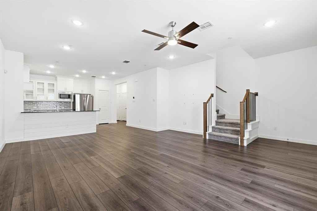 531 Cobblestone Ln - Photo 6 of 39