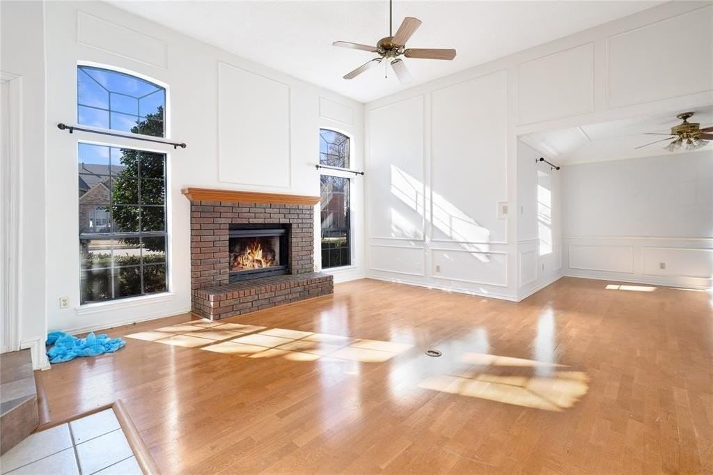 1111 Timbercreek Dr - Photo 5 of 32