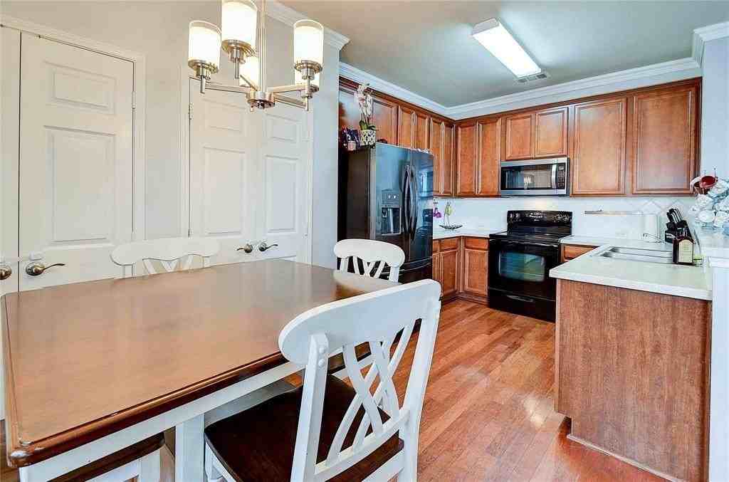 3609 Silverio Trl - Photo 6 of 28