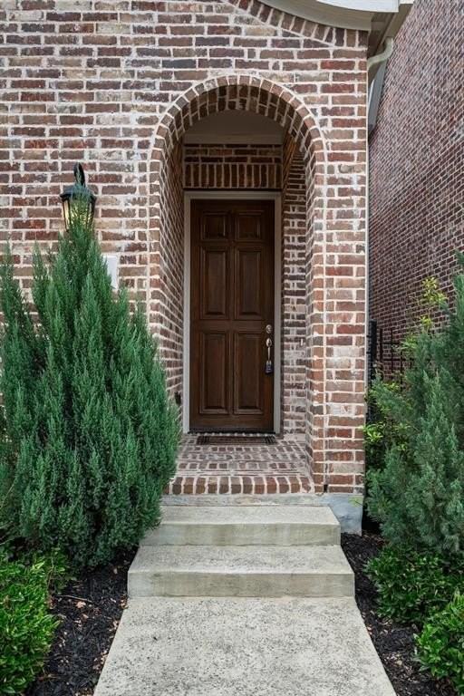 6832 Verandah Way - Photo 4 of 38