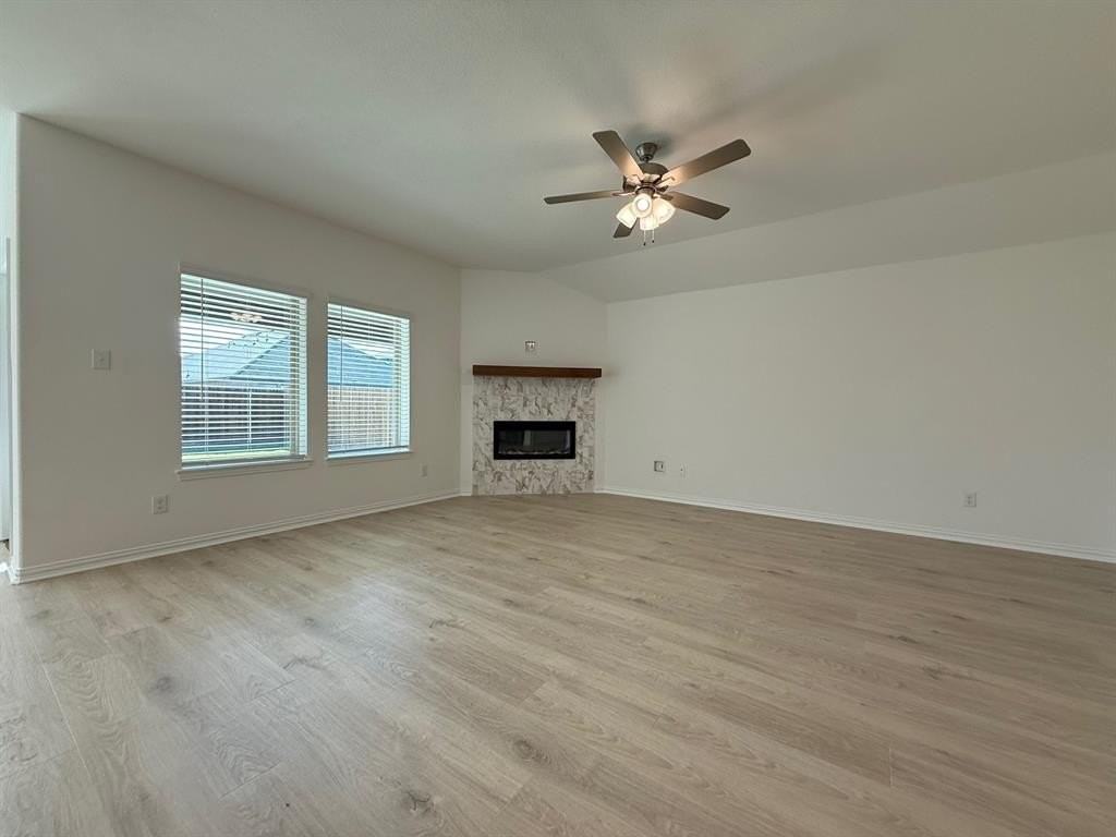 1709 Etosha Dr - Photo 4 of 40