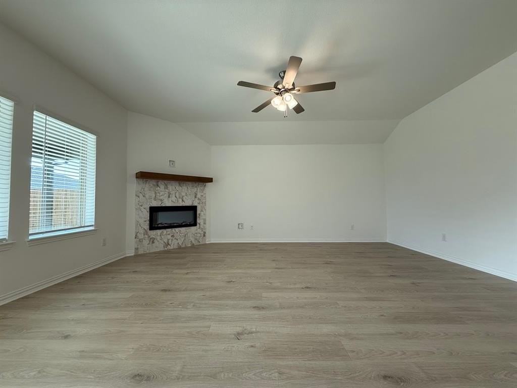 1709 Etosha Dr - Photo 6 of 40