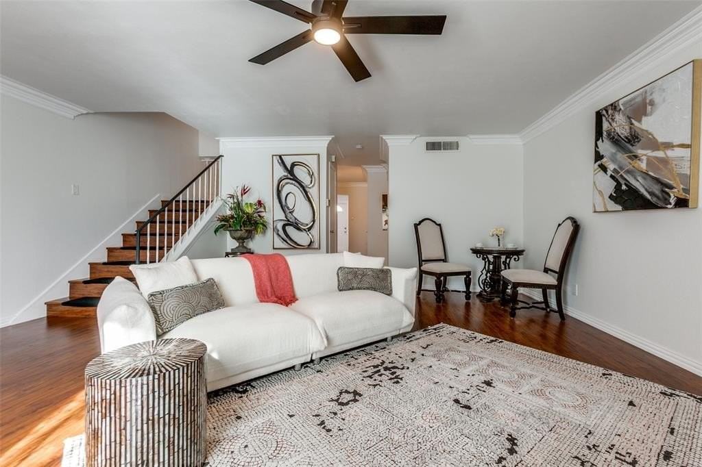 5901 Copperwood Ln #1135 - Photo 4 of 20