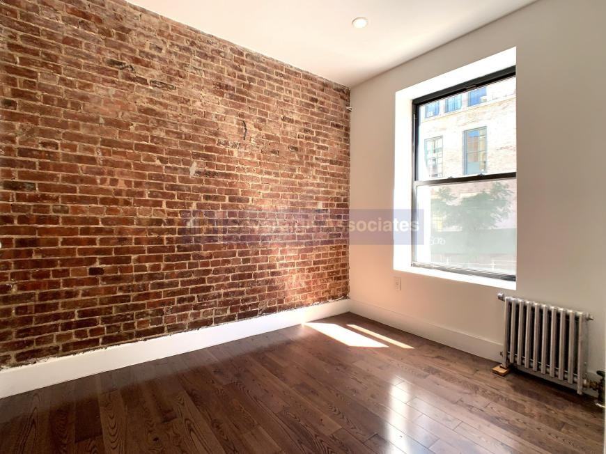 2 Saint Nicholas Ter - Photo 7 of 10