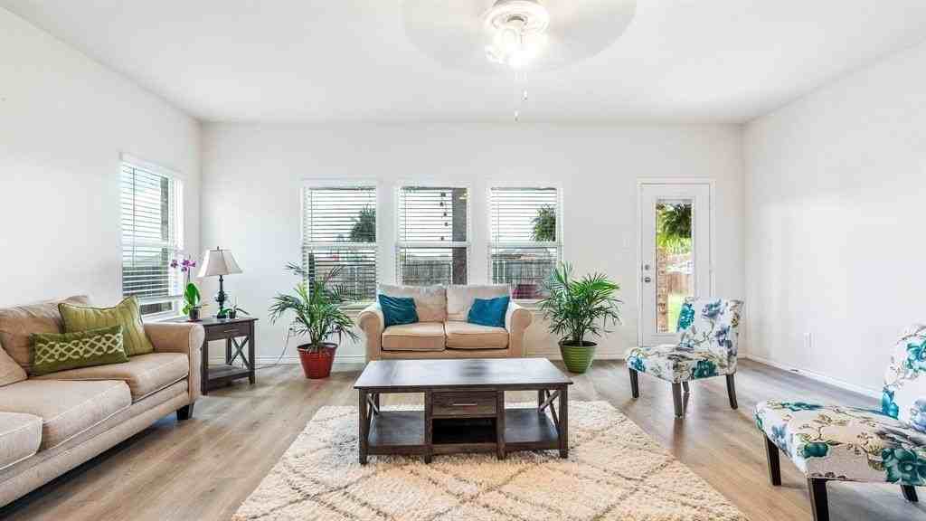 407 Beldon Way - Photo 2 of 17