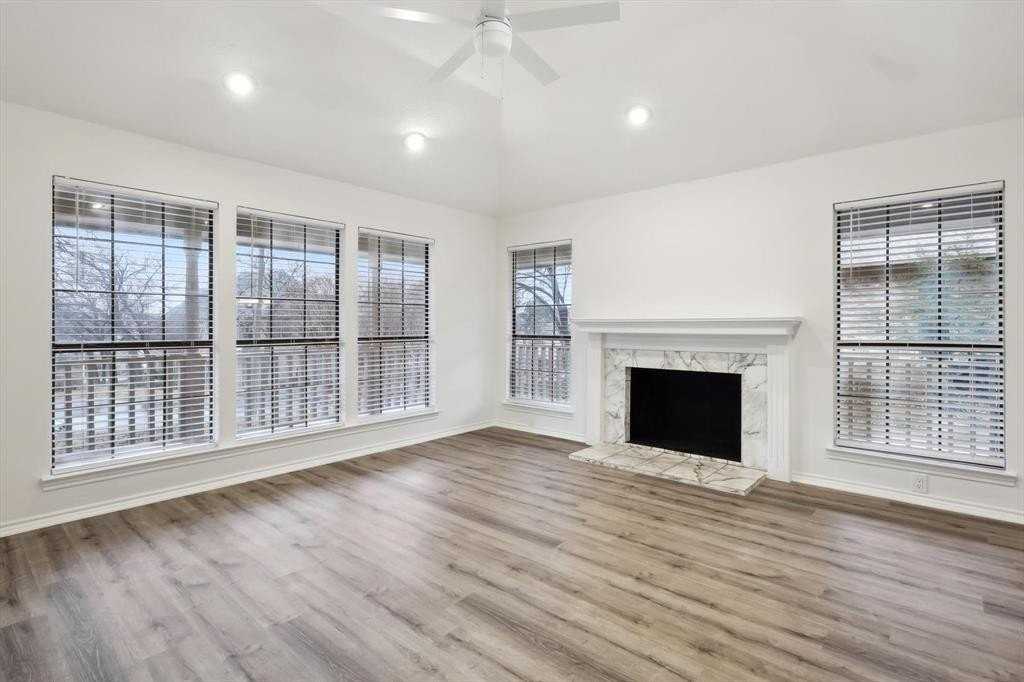 517 Indian Creek Dr - Photo 6 of 38