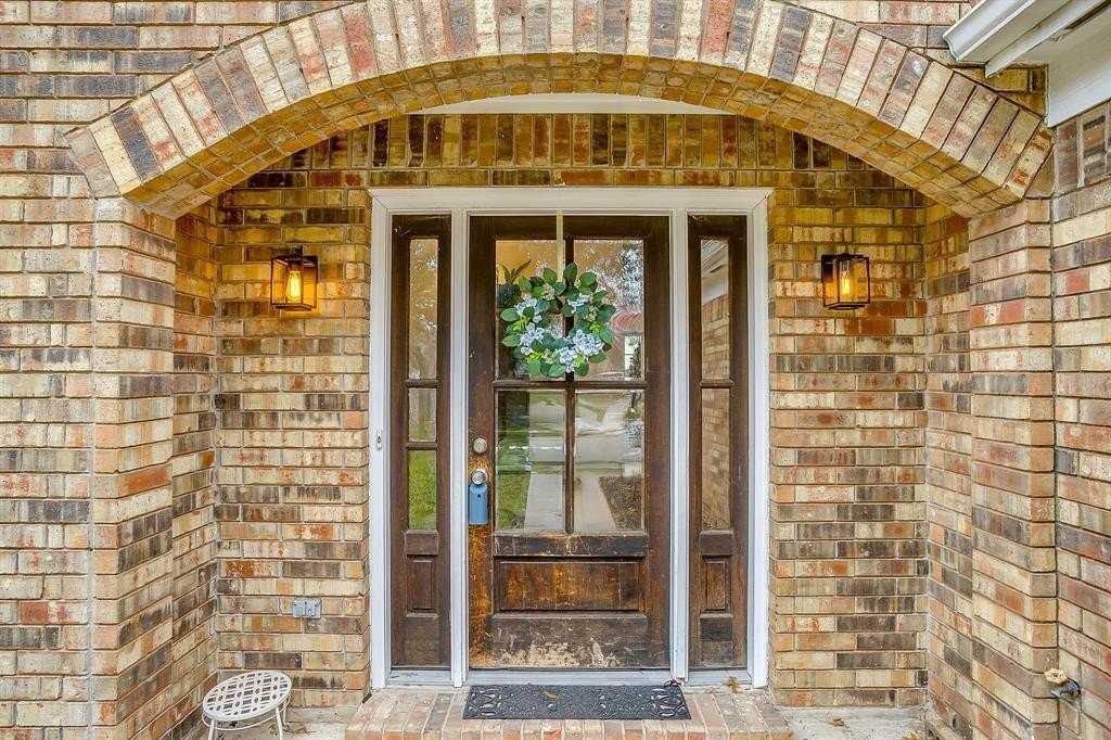 5221 Grand Mesa Dr - Photo 5 of 39