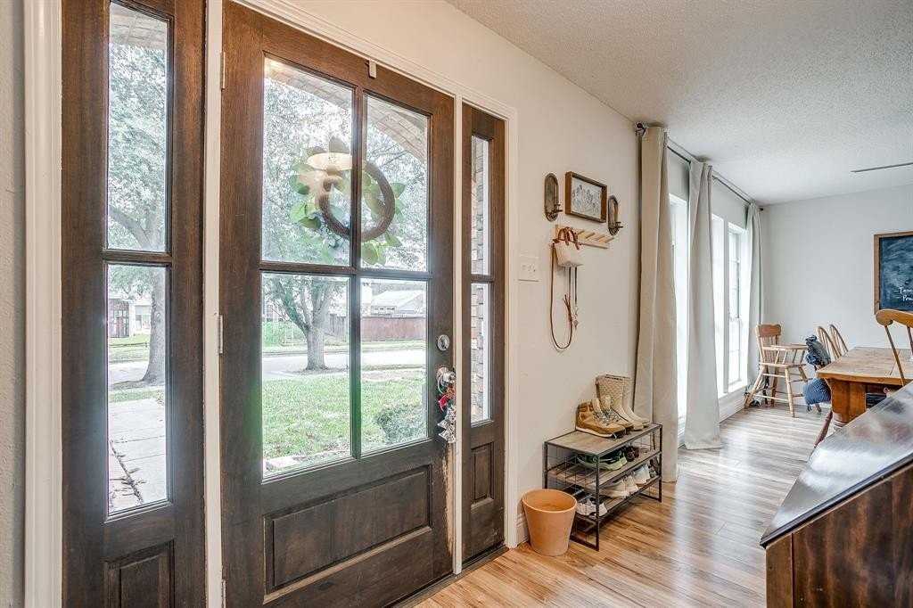 5221 Grand Mesa Dr - Photo 6 of 39