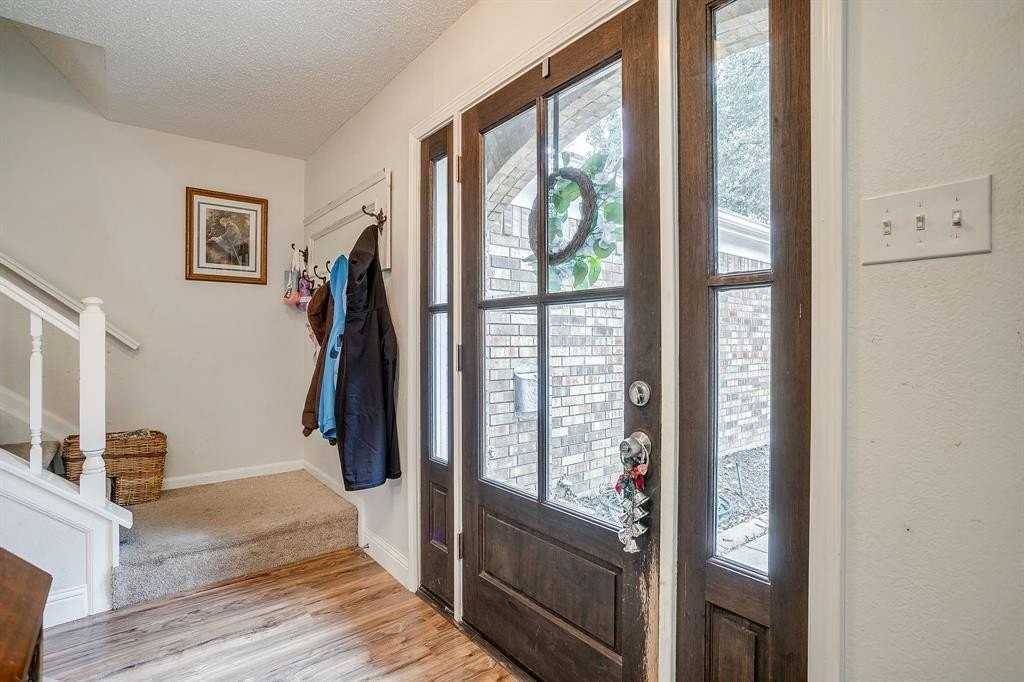 5221 Grand Mesa Dr - Photo 7 of 39