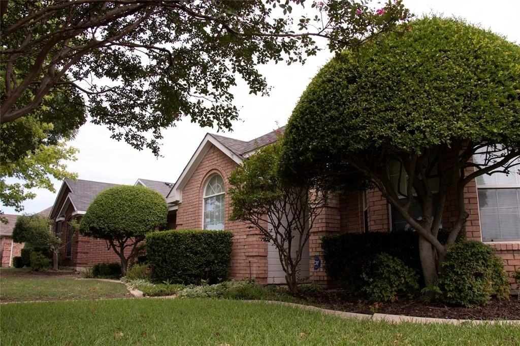 10702 Huntington Rd - Photo 2 of 23