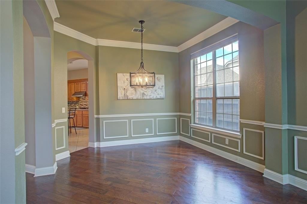 8016 Ambiance Way - Photo 7 of 38