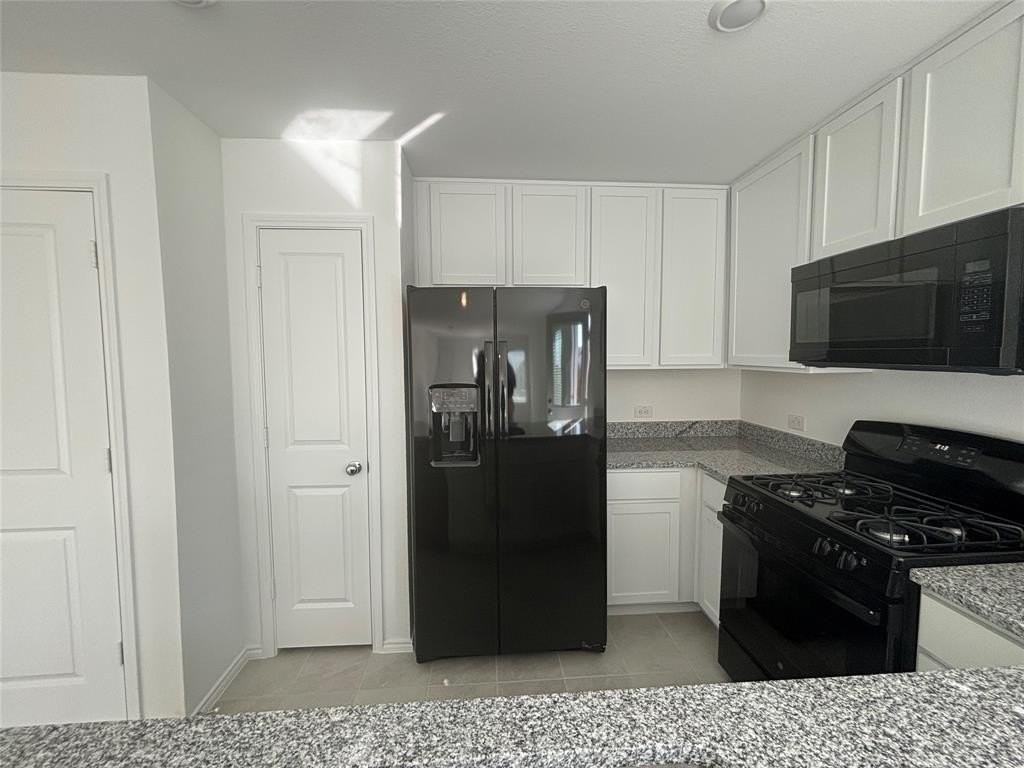 9832 Trusler Rd - Photo 7 of 13