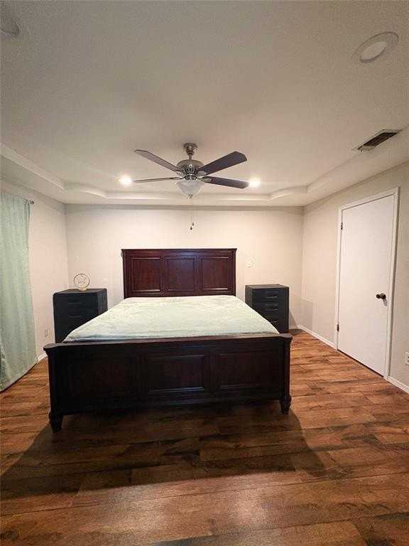 2401 Matthew Dr - Photo 7 of 14