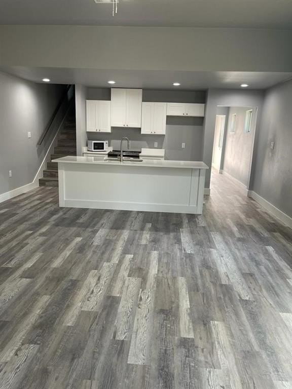 401 W Elm St - Photo 6 of 13