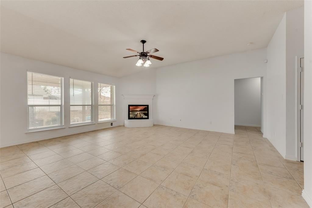 7019 Thunderbird Dr - Photo 4 of 16