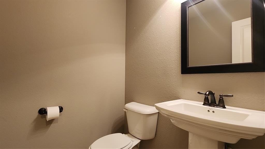 5621 Grove Cove Dr - Photo 6 of 29