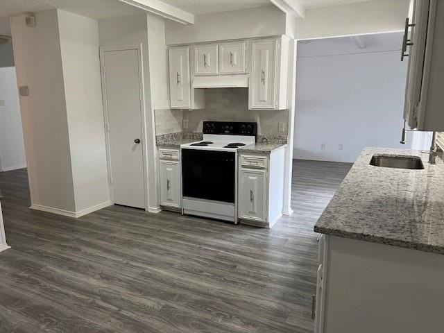 1022 Misty Way - Photo 5 of 15