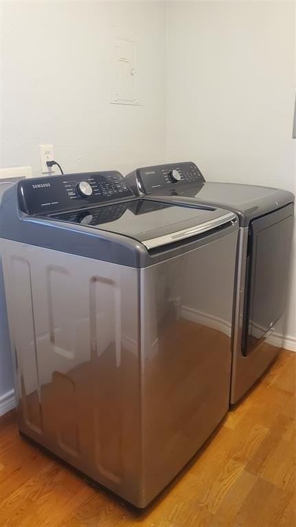 1602 Carroll Dr - Photo 3 of 13