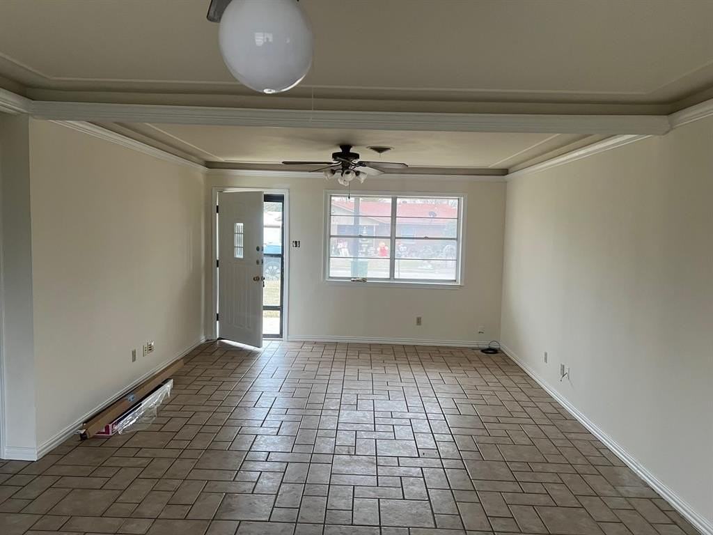 1403 Se 21st St - Photo 7 of 7