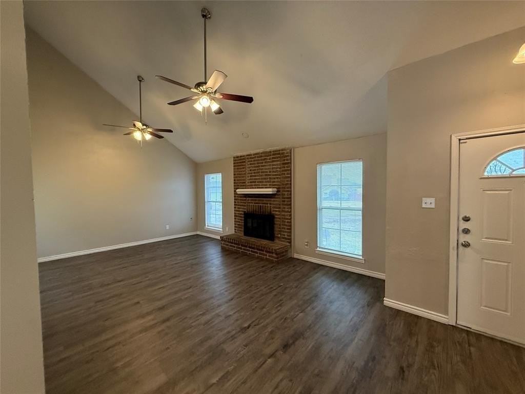 831 Courtland Pl - Photo 4 of 32