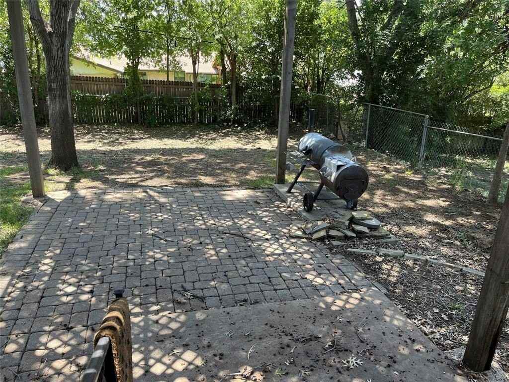 3401 Leith Ave - Photo 5 of 22