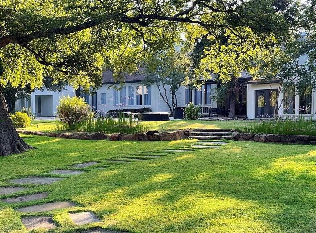 6802 Bert Ln - Photo 7 of 38