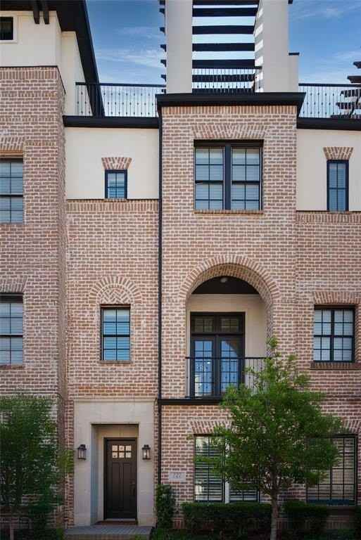 727 Will Rice Ave - Photo 2 of 26