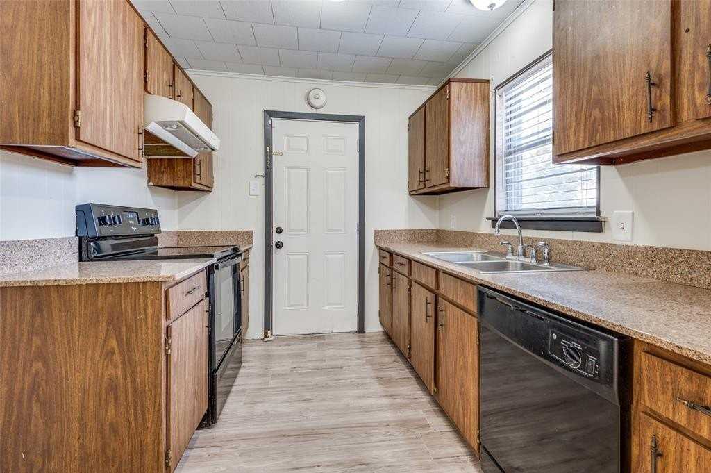 9311 Oakland Dr - Photo 5 of 12