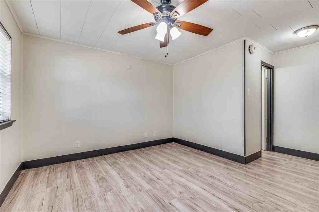 9311 Oakland Dr - Photo 7 of 12