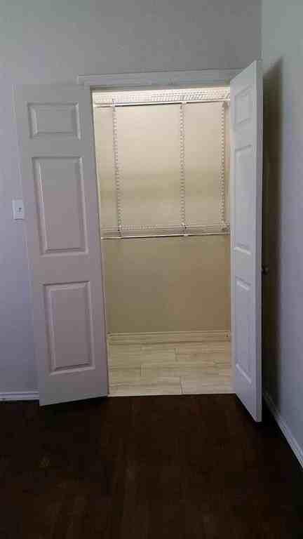 304 Fulton St - Photo 6 of 17