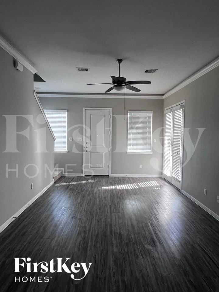 6434 Upper Leaf Ct - Photo 2 of 11