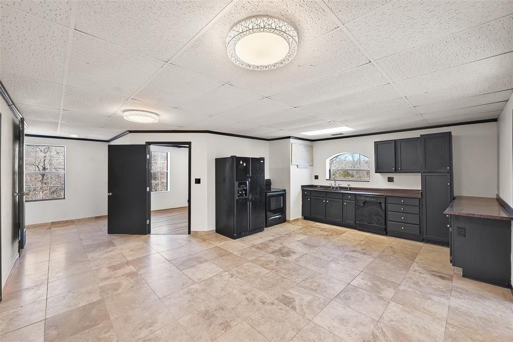 109 N Old Betsy Rd #111D - Photo 2 of 8